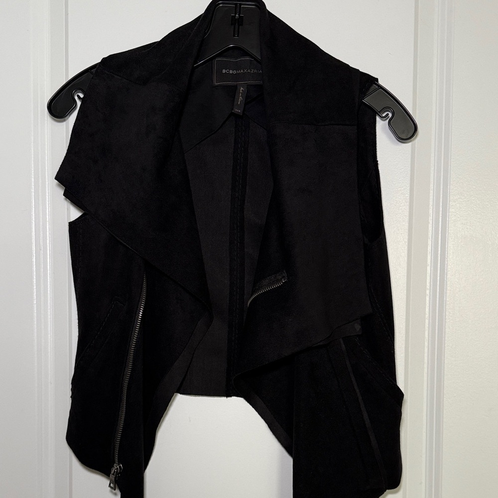 BCBGMaxAzria FABIAN Vest with Zipper Detail